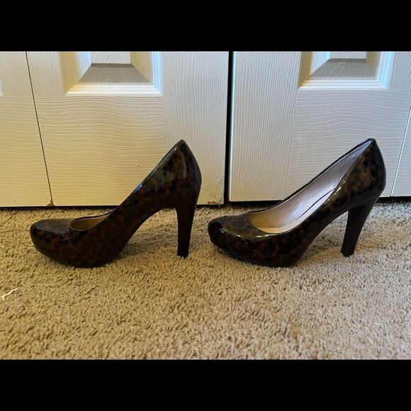 Animal Print Franco Sarto Platform Heels - Picture 3 of 7